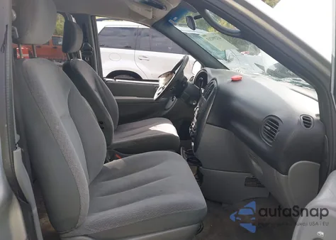 2005 Dodge Grand Caravan Sxt z USA, uszkodzony, nr VIN 2D4GP44L75R187999